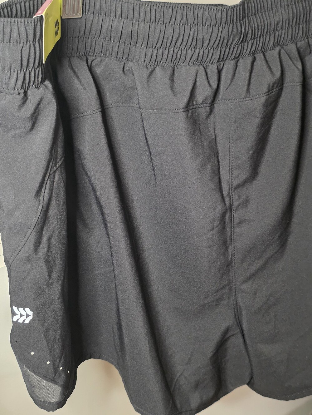All In Motion Mid Rise Run Shorts - Picture 7 of 9